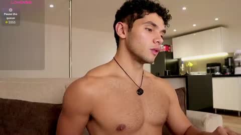Snapshot of thiago_l chatting on June 25, 2026, 1:38 am Just Thiago online show from June 25, 2026, 1:38 am