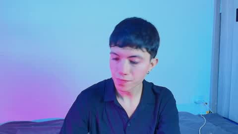 thiago_n_sam online show from September 28, 2025, 9:31 pm