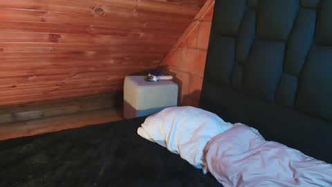 thiago_n_sam online show from October 21, 2025, 7:25 pm