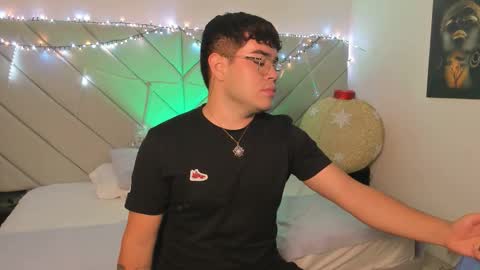 thiago_occonor online show from November 13, 2025, 2:21 am