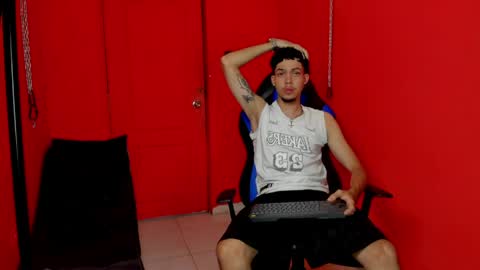 Thiago online show from April 15, 2026, 7:43 pm