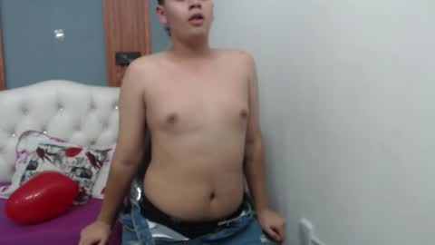 thiago_saenzz online show from February 18, 2026, 6:37 pm
