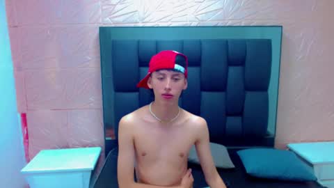 Snapshot of thiago_twink38 chatting on February 11, 2026, 8:30 am thiago_twink38 online show from February 11, 2026, 8:30 am