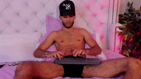 ThiagoFerreti online show from May 16, 2026, 2:19 am