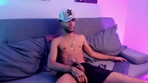 ThiagoFerreti online show from July 10, 2026, 4:17 am