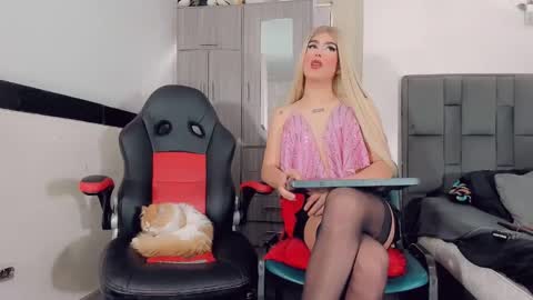 Snapshot of thiara_veky chatting on September 28, 2025, 7:30 pm Thiara online show from September 28, 2025, 7:30 pm