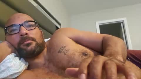 Snapshot of thick_cock_al chatting on January 29, 2025, 6:39 pm thick_cock_al online show from January 29, 2025, 6:39 pm
