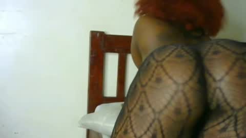 Snapshot of thickbaby9 chatting on March 18, 2026, 2:58 am lovlyn online show from March 18, 2026, 2:58 am