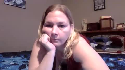 thickblonde_92 online show from May 11, 2026, 2:23 pm