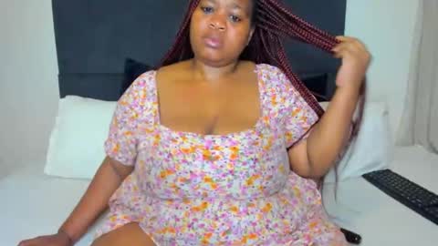thickleeyanax online show from November 20, 2025, 8:19 pm