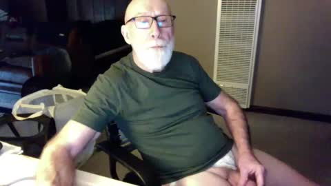 Snapshot of thickmorningwoodinyoualways chatting on March 5, 2025, 4:13 pm Thickmorningwoodinyou always online show from March 5, 2025, 4:13 pm