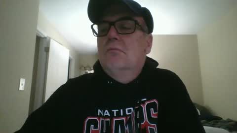 Snapshot of thickwhiteload chatting on March 6, 2025, 5:22 pm thickwhiteload online show from March 6, 2025, 5:22 pm