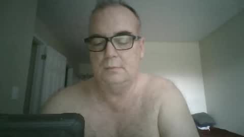 Snapshot of thickwhiteload chatting on September 24, 2025, 9:18 pm thickwhiteload online show from September 24, 2025, 9:18 pm