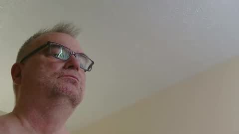 thickwhiteload online show from March 31, 2026, 2:50 pm