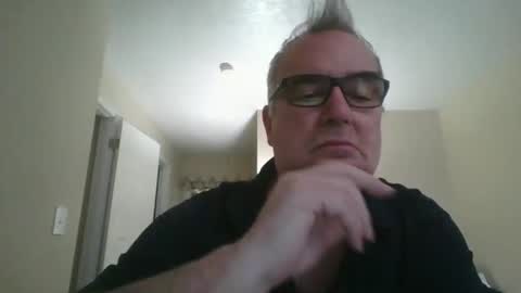 thickwhiteload online show from April 27, 2026, 9:02 pm