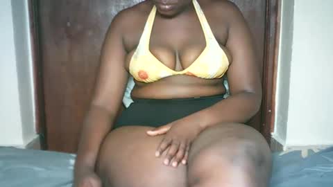 Snapshot of thickybabe_05 chatting on January 27, 2025, 8:40 am thickybabe_05 online show from January 27, 2025, 8:40 am