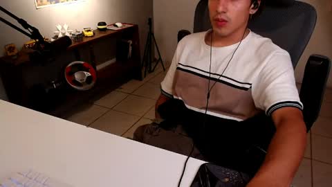 thieves_us online show from May 19, 2026, 2:40 am