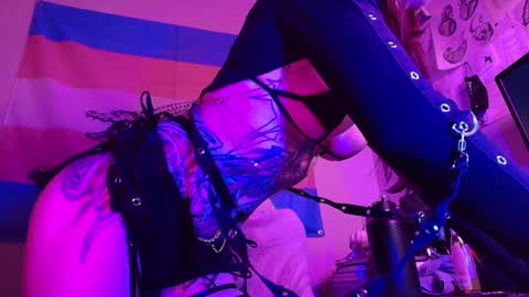 snacks online show from February 5, 2025, 3:45 am