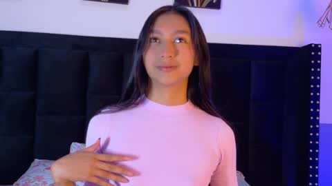 Snapshot of thin_eva chatting on February 20, 2026, 1:00 pm Eva online show from February 20, 2026, 1:00 pm