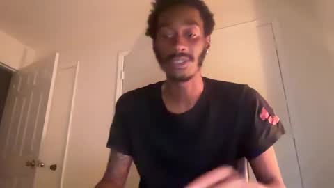 Snapshot of thirdlegkenny chatting on November 17, 2025, 2:50 am thirdlegkenny online show from November 17, 2025, 2:50 am