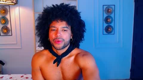 MICHAEL AND CRISS online show from December 17, 2025, 2:01 pm