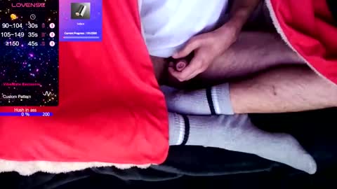 Snapshot of thom610 chatting on October 14, 2025, 6:31 pm ThomaSan online show from October 14, 2025, 6:31 pm