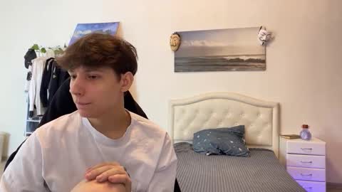 Snapshot of thomas617826 chatting on October 22, 2025, 3:23 pm Thomas Hill online show from October 22, 2025, 3:23 pm