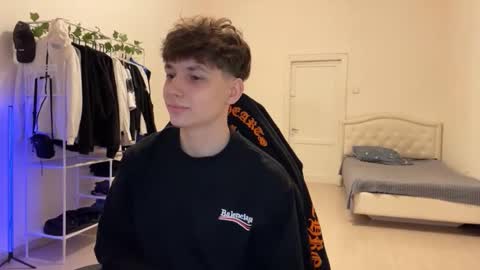 Snapshot of thomas617826 chatting on November 22, 2025, 8:19 pm Thomas Hill online show from November 22, 2025, 8:19 pm