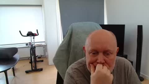 Snapshot of thomas806035 chatting on June 26, 2026, 11:58 am thomas806035 online show from June 26, 2026, 11:58 am