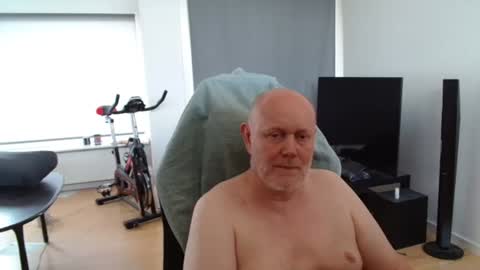 Snapshot of thomas806035 chatting on June 29, 2026, 12:16 pm thomas806035 online show from June 29, 2026, 12:16 pm