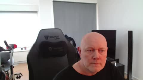 Snapshot of thomas806035 chatting on July 6, 2026, 4:09 pm thomas806035 online show from July 6, 2026, 4:09 pm