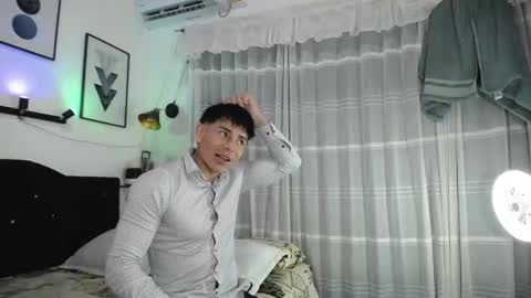 Thomas and Lyan online show from February 13, 2026, 9:11 pm