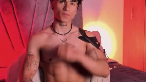 Snapshot of thomas_fit1 chatting on October 16, 2025, 1:39 am Thomas 3 JUST STAY AND BE MY LAST LOVE online show from October 16, 2025, 1:39 am