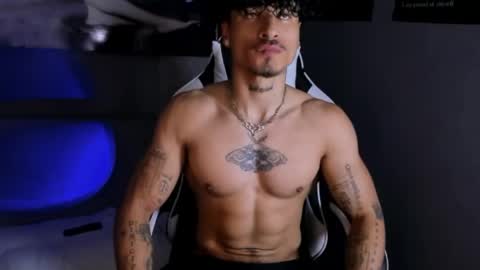 Snapshot of thomas_fit1 chatting on April 21, 2026, 4:52 am Thomas 3 JUST STAY AND BE MY LAST LOVE online show from April 21, 2026, 4:52 am