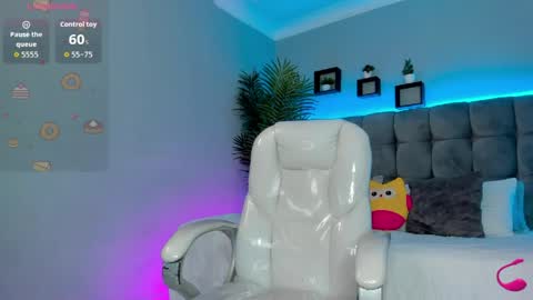 Thomas online show from June 3, 2026, 2:33 pm