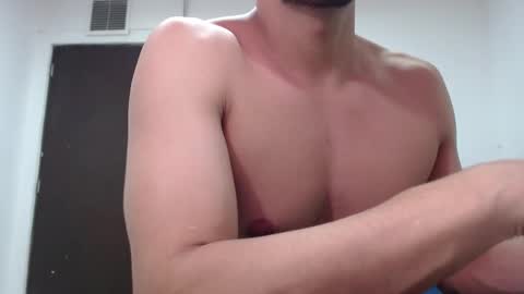 Snapshot of thomas_neuman chatting on March 4, 2025, 9:22 pm Thomas online show from March 4, 2025, 9:22 pm