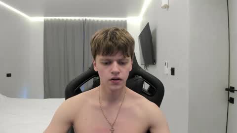 Tomas online show from April 18, 2026, 10:52 am