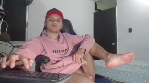 Snapshot of thomass_bender chatting on November 13, 2025, 7:07 am Thomas bender online show from November 13, 2025, 7:07 am