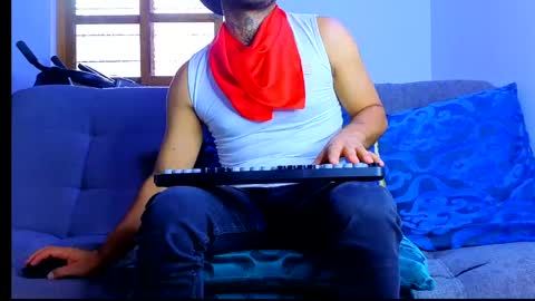 thomas  smith online show from May 25, 2026, 7:20 pm