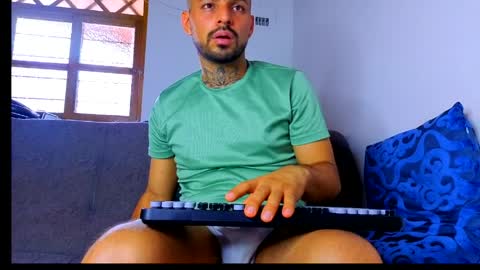 Snapshot of thomassmith2023 chatting on May 27, 2026, 7:55 pm thomas smith online show from May 27, 2026, 7:55 pm