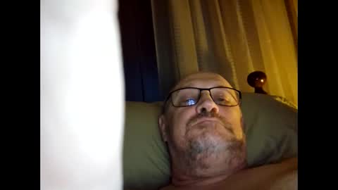 thomcatt66 online show from March 18, 2026, 2:15 am