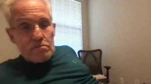 Snapshot of thomhor chatting on November 2, 2025, 11:40 pm thomhor online show from November 2, 2025, 11:40 pm