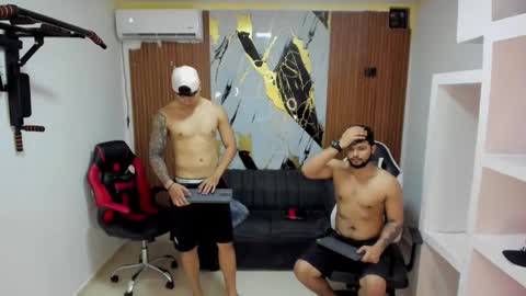 thomson_hot01 online show from March 26, 2026, 5:24 am