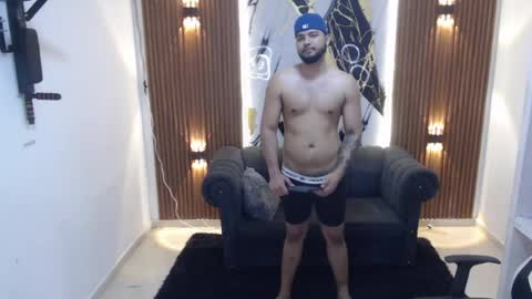 thomson_hot01 online show from May 27, 2026, 5:26 am