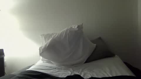 Snapshot of thomster1972good chatting on April 7, 2026, 9:48 pm Tom online show from April 7, 2026, 9:48 pm