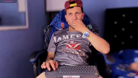 Thonixxx mr online show from March 15, 2026, 3:56 am