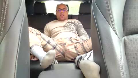 Snapshot of thonybrian chatting on October 23, 2025, 4:28 pm thonybrian online show from October 23, 2025, 4:28 pm