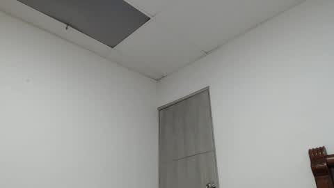 thonyy online show from October 29, 2025, 12:46 am