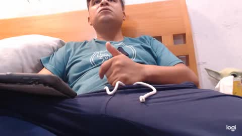 thor0200 online show from December 10, 2024, 6:11 am