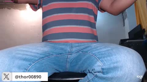 thor0200 online show from November 25, 2025, 3:28 am